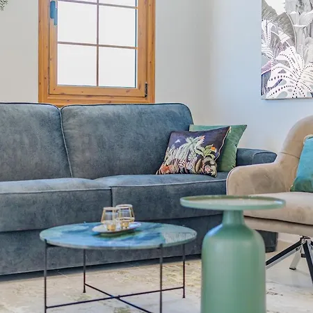 Апартаменты Relax Tropical Lux 1 Sea Line