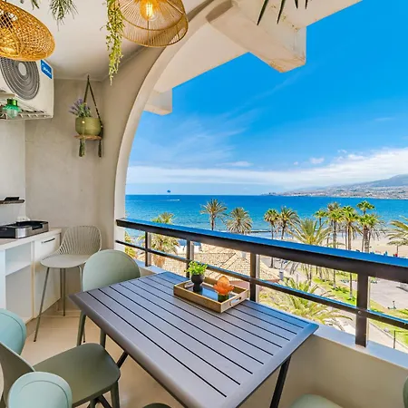 Апартаменты Relax Tropical Lux 1 Sea Line